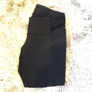 Lululemon cropped pants